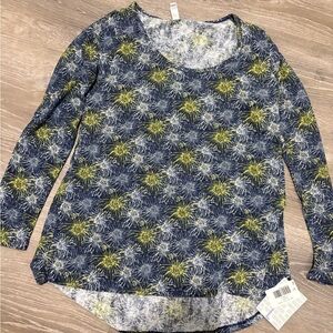 Lularoe lynnae sweater top large stretchy new with tag